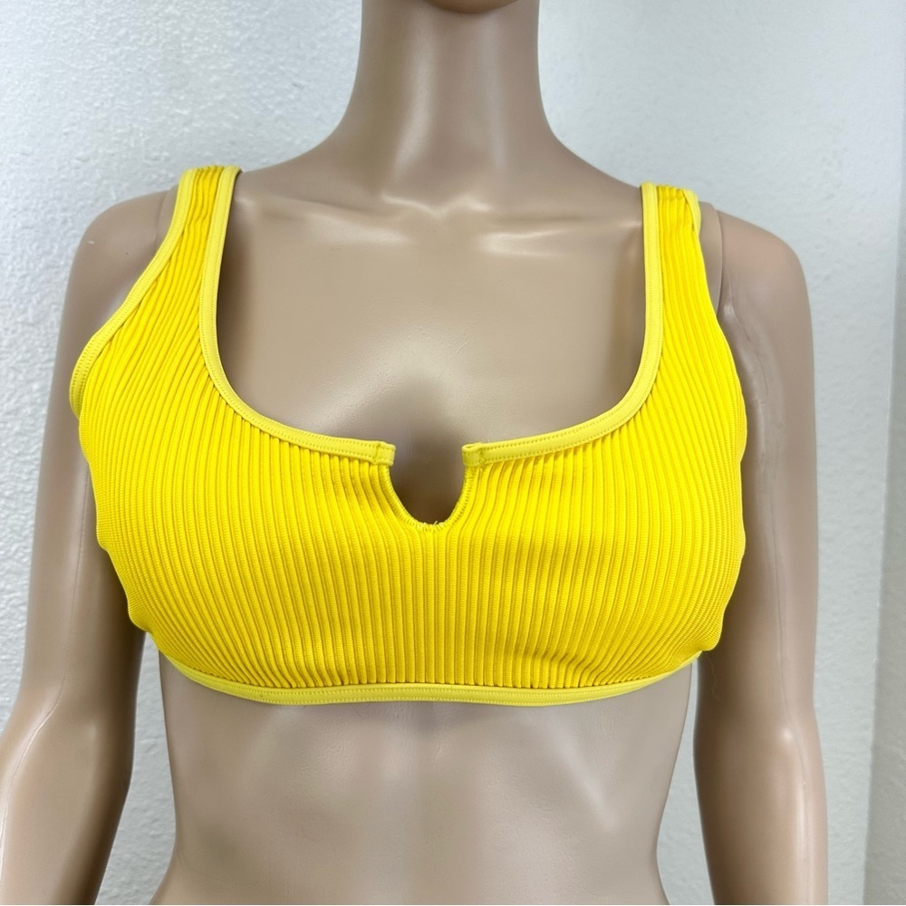 Hollister Yellow Ribbed Bikini Top siz M